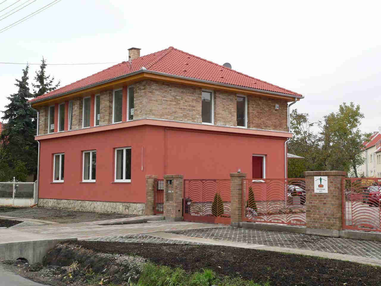 Basamalom út