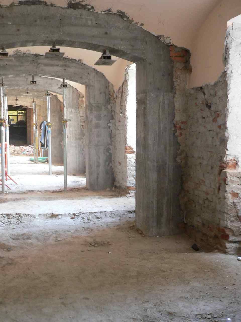 Szerkezet megerősítések